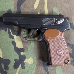 Пневматический пистолет МР-654 Прямая рамка 32 серия