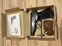 МР-654К пистолет пневматический газобалонный