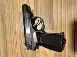 МР-654К пистолет пневматический газобалонный