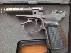 мр-654к пистолет пневматический кособородый.