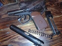 МР-654К с кобурой