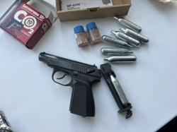 Пневматический пистолет МР-654К