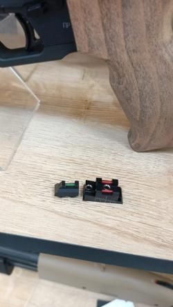 Мушка и целик для пистолета Крюгер Корсар, алюминиевый сплав