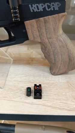 Мушка и целик для пистолета Крюгер Корсар, алюминиевый сплав