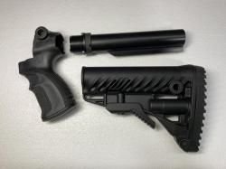На Mossberg Рукоятка FAB Defense и телескопический приклад