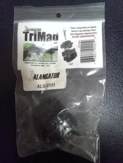 На RUGER 10/22 рукоятки перезарядки, планки, магазин релиз, Quad Rail + магазины 22lr