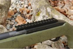 На RUGER 10/22 рукоятки перезарядки, планки, магазин релиз, Quad Rail + магазины 22lr