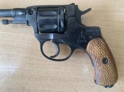 Наган 1936 травматический газовый пистолет 