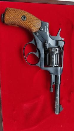 Наган-м 1940 и 2 наганыч и газюки + хауда (оооп)