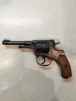 Наган Р-1 1944 г. травмат-газовый