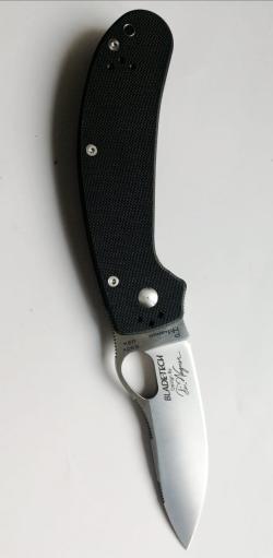 Несколько ножей.Бирюкова, Бенч, Чебуркова, Bladetech