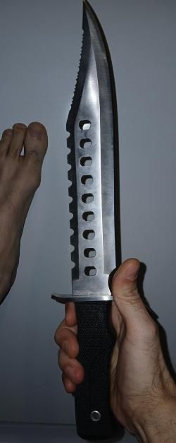 Нож 50см.