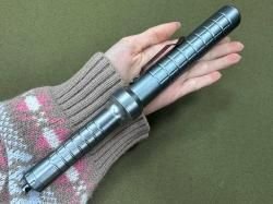 Нож Bos c алюминиевыми ножнами