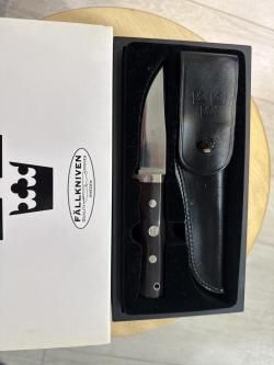 Нож FALLKNIVEN для охотника и коллекционера 