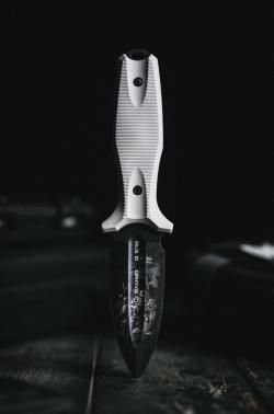 Нож NC Custom Grave 2.0 Stormtrooper edition