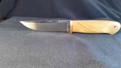 Нож ручной работы из стали VG10.