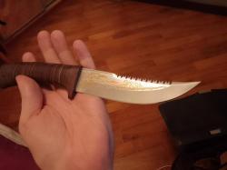 нож ручной работы с гравировкой