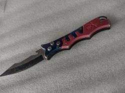 Нож выкидной с клипсой