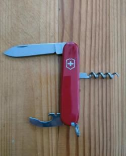 Нож Victorinox Waiter 84 mm 