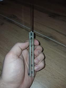 Нож 