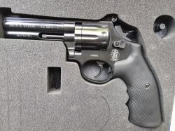 Новый фирменный пневматический револьвер Смит энд Вессон 586-R-4" (обмен)