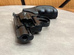Новый газовый револьвер Reck Cobra с.380 ME GUM