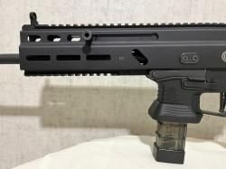 Новый карабин "GrandPower STRIBOG", калибр 9х19 Luger, с тюнингом от итальянской компании "Toni System components".