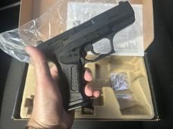 Новый страйкбольный WE Walter P99 из коробки не доставался, без настрела