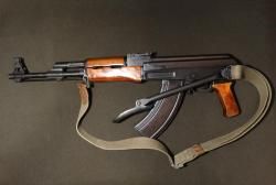 Охолощенный АКС-47 тип 2, фрезерованный, 1952 г. ВПО-925 без надписей