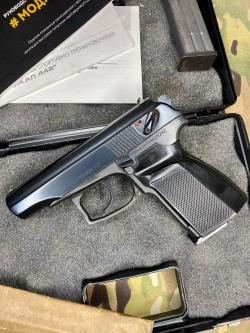 Охолощенный пистолет "Байкал 442"