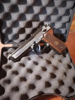 Охолощенный пистолет Beretta 92,  9мм РАК.