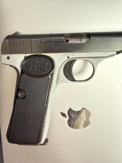 Охолощенный пистолет Browning
