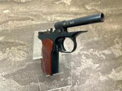 Охолощенный пистолет Макарова ПМ-СО (ТОЗ, 1953 год, прямая рамка, калибр 10х24)