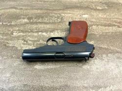 Охолощенный пистолет Макарова ПМ-СО (ТОЗ, 1953 год, прямая рамка, калибр 10х24)