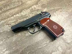 Охолощенный пистолет Макарова ПМ-СО (ТОЗ, 1953 год, прямая рамка, калибр 10х24)