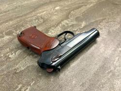 Охолощенный пистолет Макарова ПМ-СО (ТОЗ, 1953 год, прямая рамка, калибр 10х24)