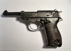 Охолощенный пистолет Walter P38