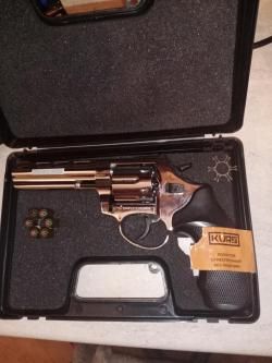 Охолощённый револьвер taurus курс