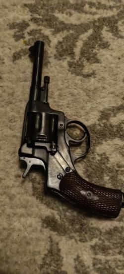 Охолощенный револьвер