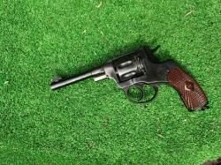 Охолощенный сигнальный Наган 1944 год