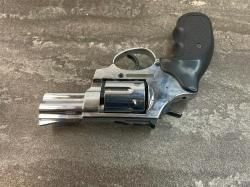 Охолощенный списанный револьвер "ТАУРУС-S KURS 2.5" (Курс, 10 ТК, хром, б/у)