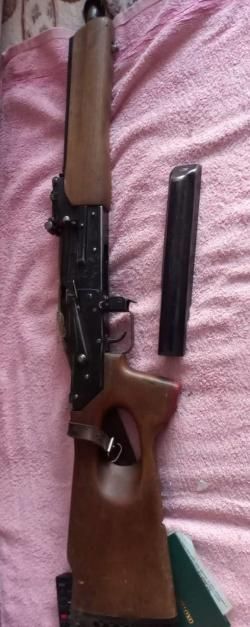 Охотничье огнестрельное оружие с нарезным стволом марки ВЕПРЬ СОК-95М