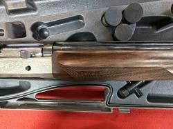 Оружие гладкоствольное Benelli DeLuxe 12х76