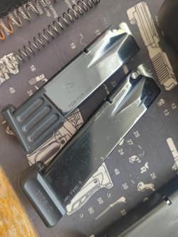 P226