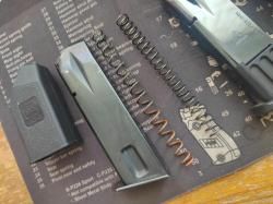P226