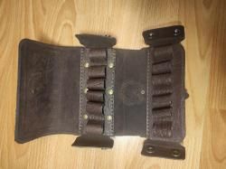 Патронташи 12 калибр на 8 и на 12 патронов.