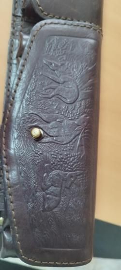 Патронташ кожаный 12 калибр, 20 патронов.