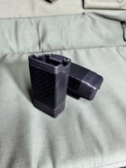 Паучер Blackhawk под пистолетный магазин