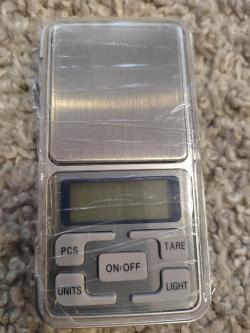 Весы для взвешивания пороха и дроби до 100 грамм