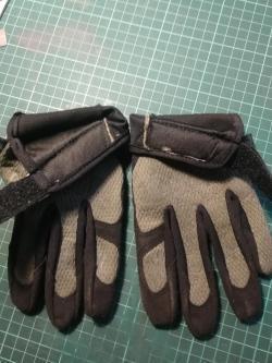 Перчатки тактические